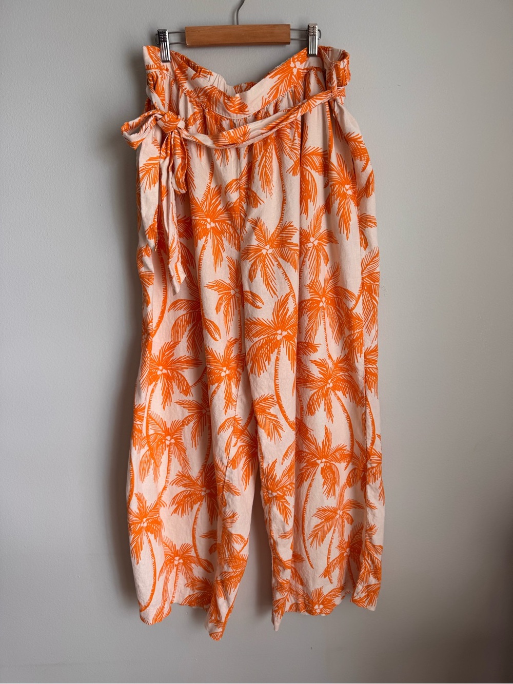 Future Collective Alani Noelle XXL Linen Blend Palm Print Wide Leg Pants - Picture 3 of 9